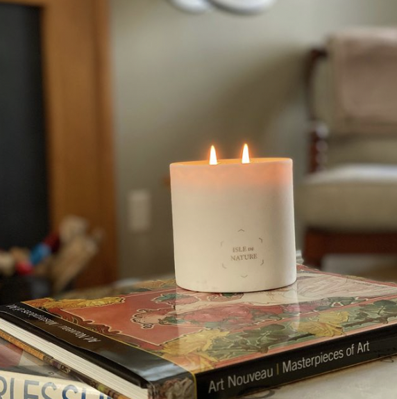 Clean burning beeswax that smells incredible