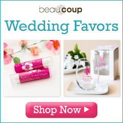 24 Wedding Welcome Bags and Favors Your Guests Will Love