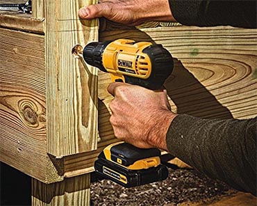 Dewalt Combo Kit Giveaway