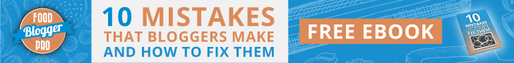 A banner which reads 10 Mistakes that Bloggers Make Free eBook